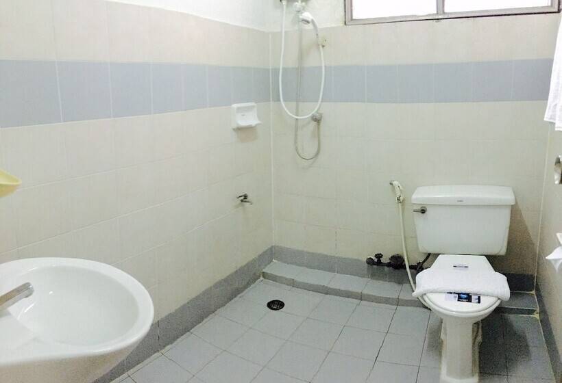 فندق Taweeporn Guest House