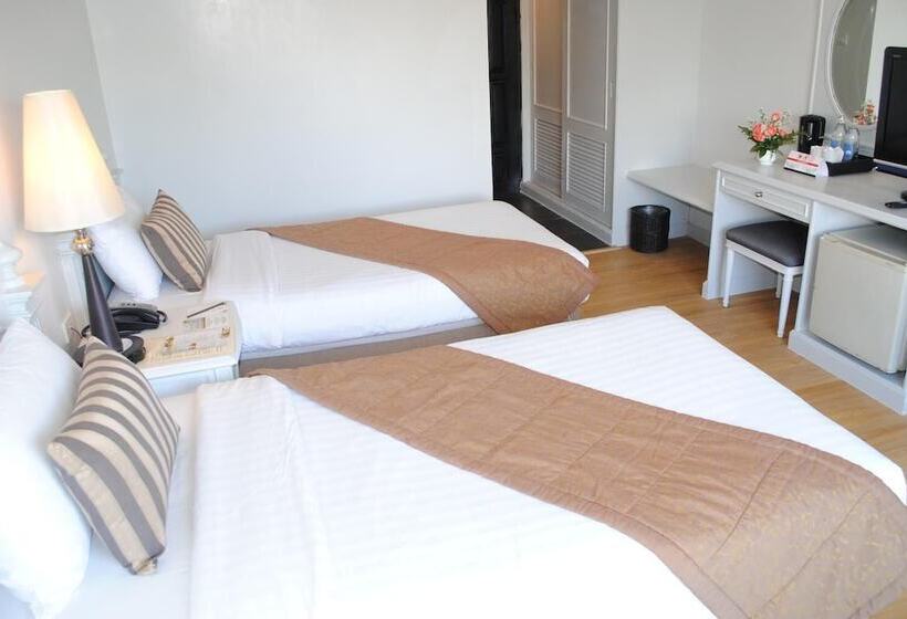 فندق Taweeporn Guest House