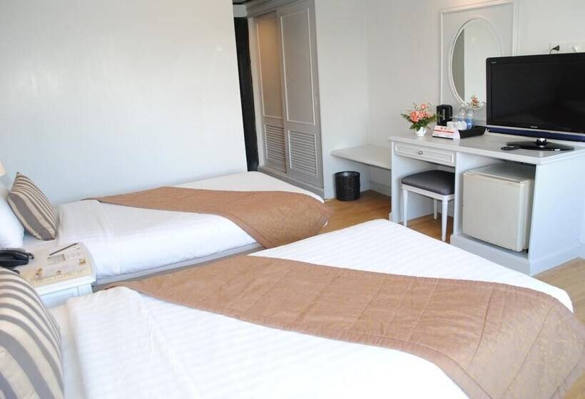 فندق Taweeporn Guest House