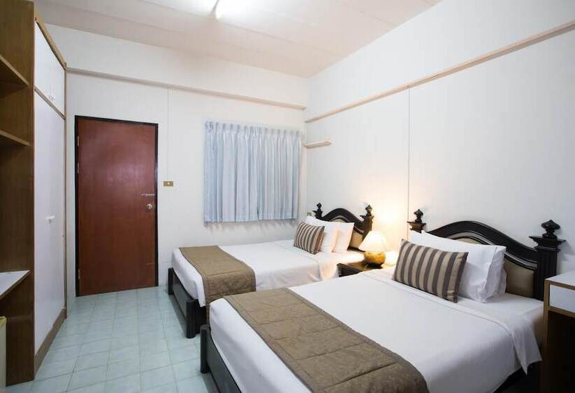 فندق Taweeporn Guest House