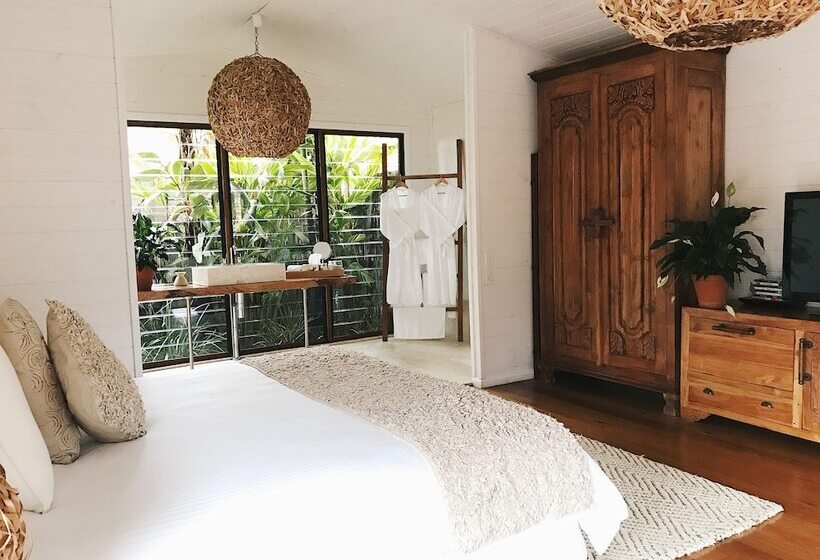 בית מלון כפרי The Boathouses At Leaves & Fishes