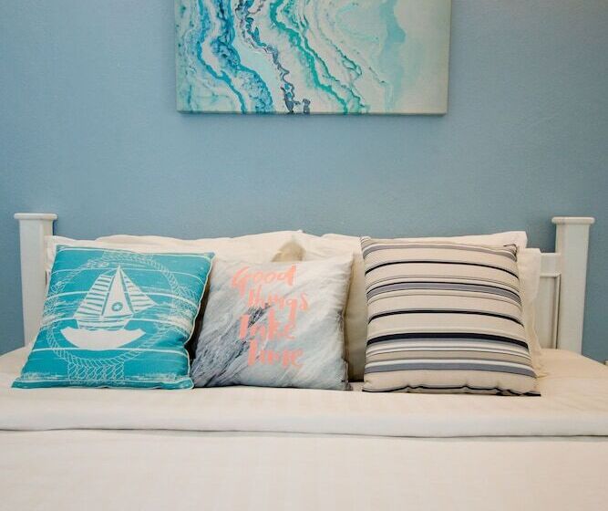 Отель The Habitat Koh Chang