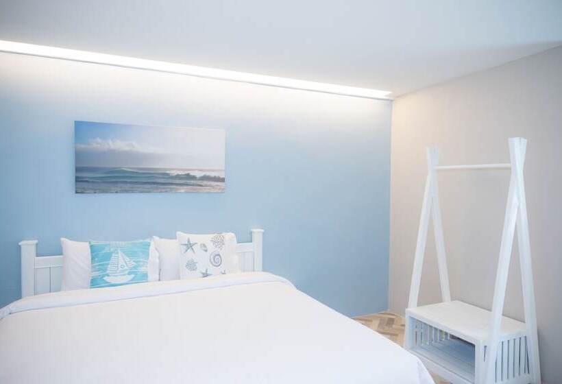 Отель The Habitat Koh Chang