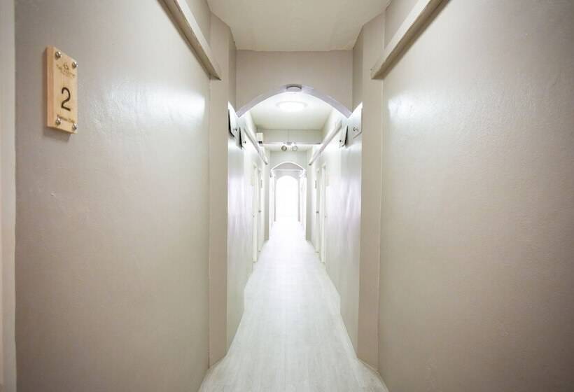 Отель The Habitat Koh Chang