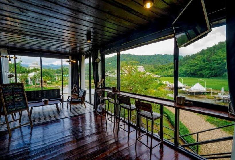 酒店 The White House Boutique Resort