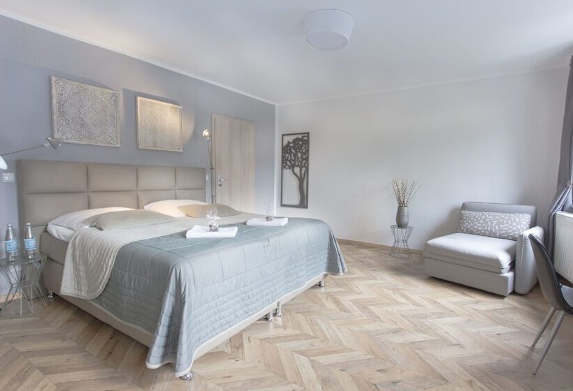 בית מלון כפרי Tm Suites