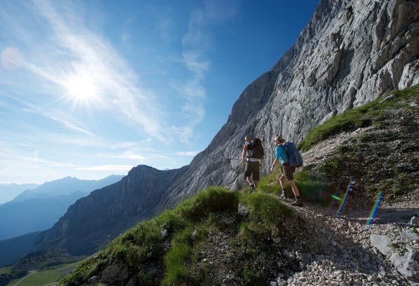 هتل Werdenfelserei