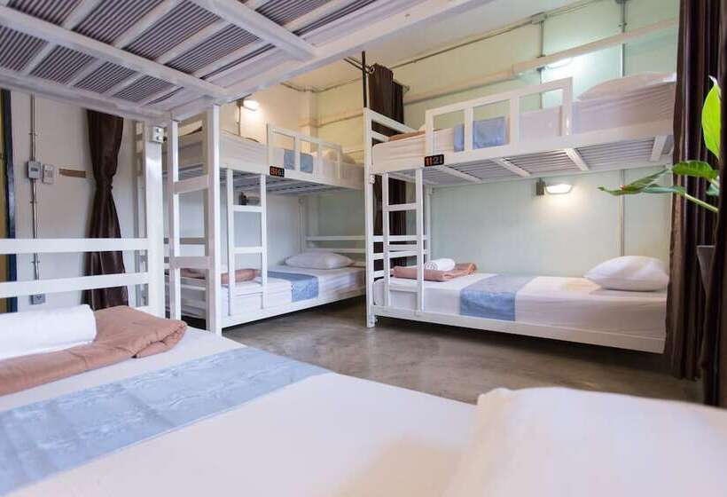 فندق Zz Hostel