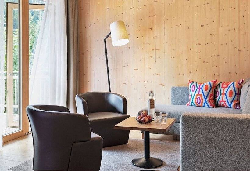 Natürlich Hell. Aparthotel & Camping