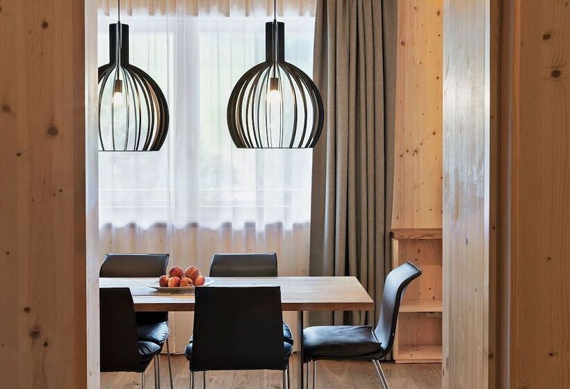 Natürlich Hell. Aparthotel & Camping