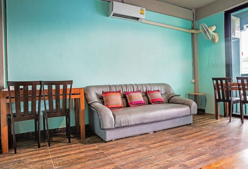 The Guest Hotel   Hostel