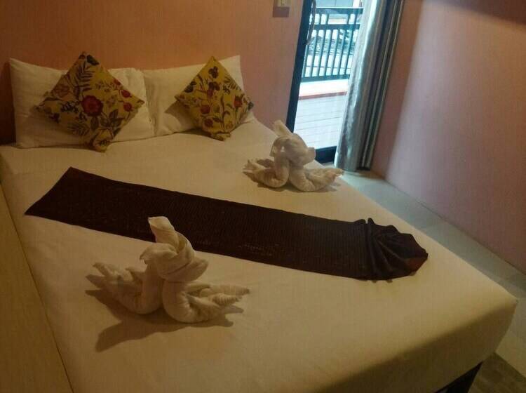 The Guest Hotel   Hostel