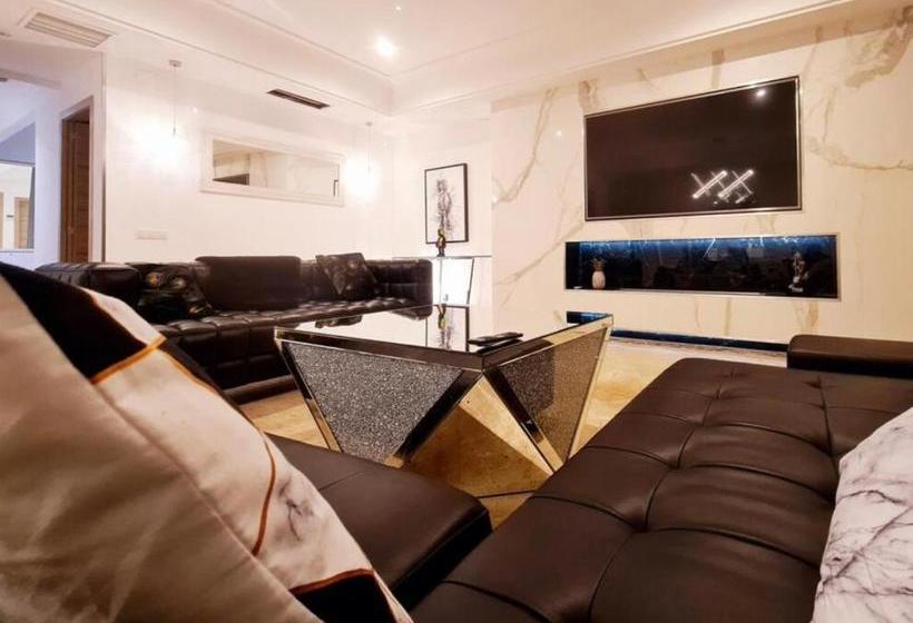 Banus Beach Apartments