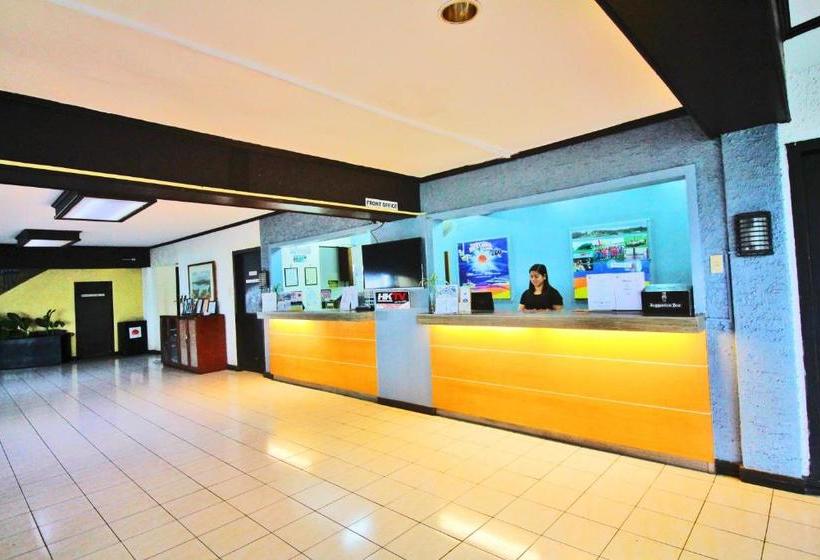 Caliraya Resort Club