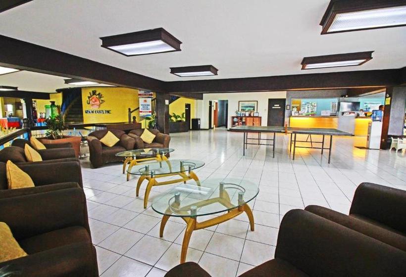 Caliraya Resort Club