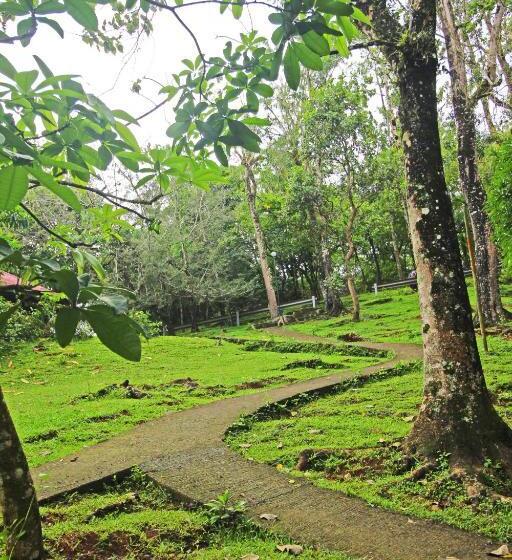 Caliraya Resort Club