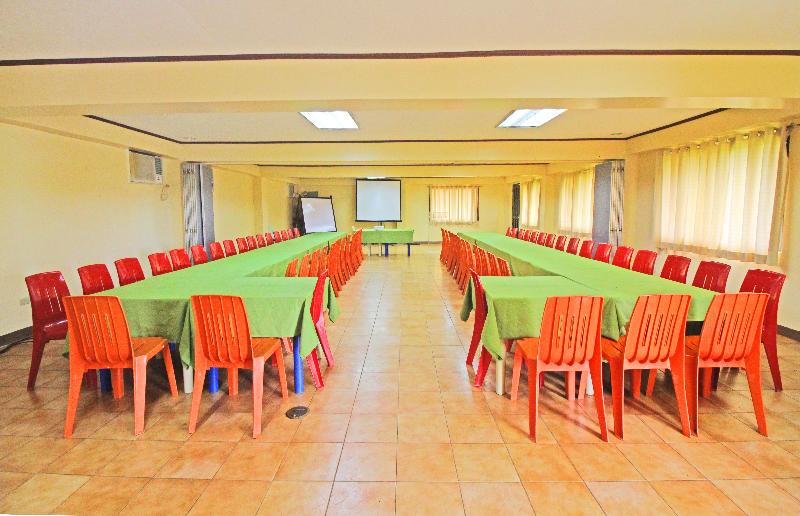 Caliraya Resort Club