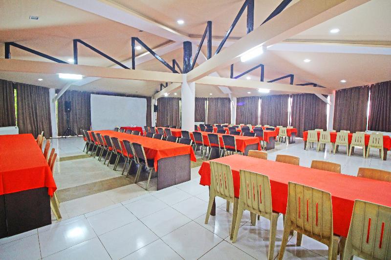 Caliraya Resort Club