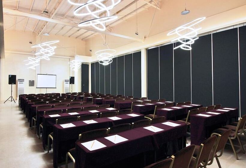 Caliraya Resort Club