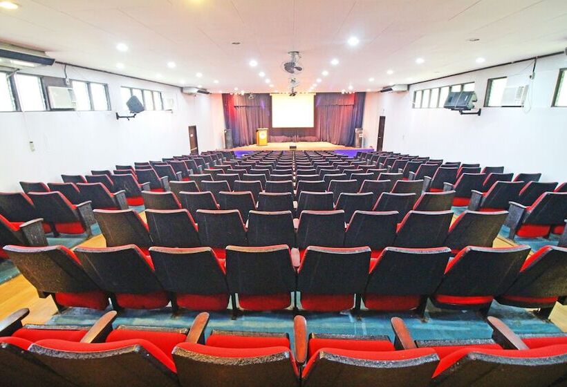 Caliraya Resort Club