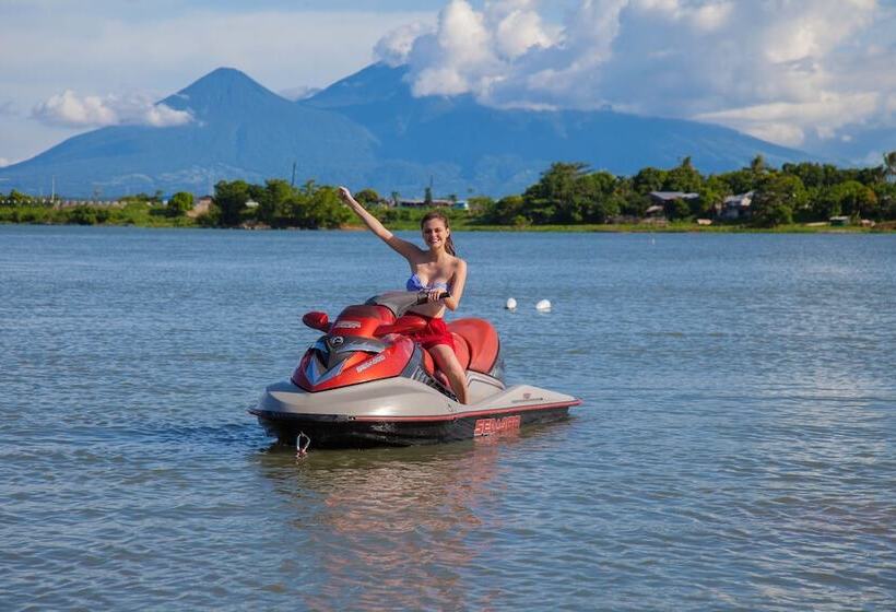 Caliraya Resort Club