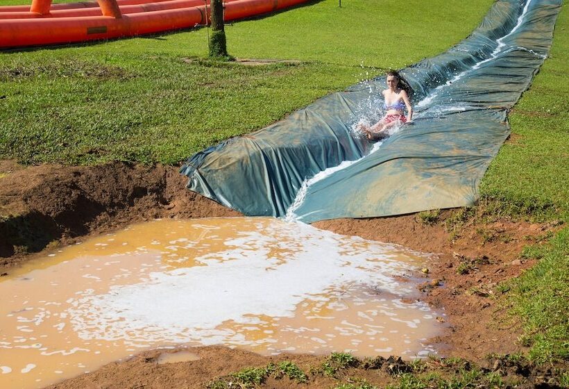 Caliraya Resort Club