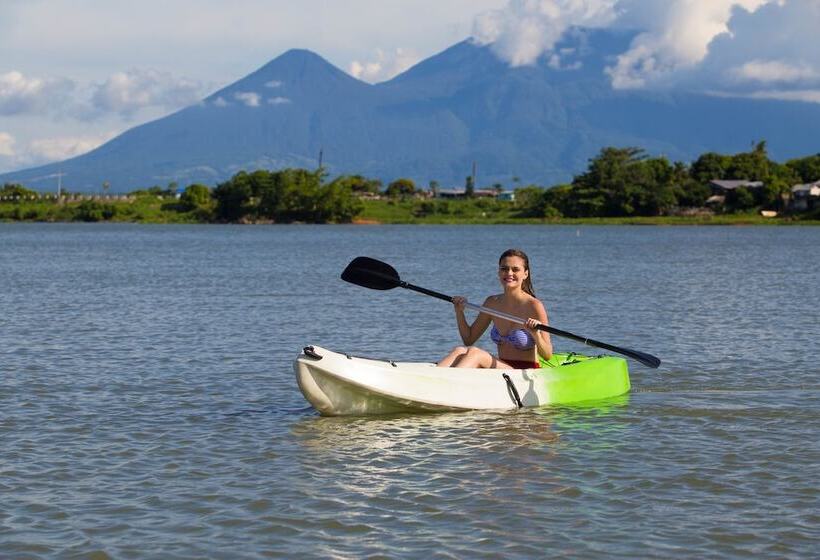 Caliraya Resort Club