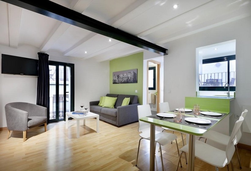 Aspasios Verdi Apartments