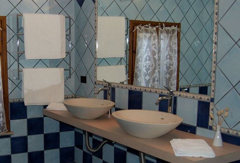 فندق Agriturismo Corte Rocca