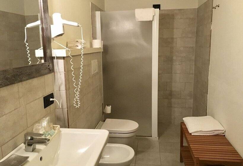 فندق Agriturismo Corte Rocca