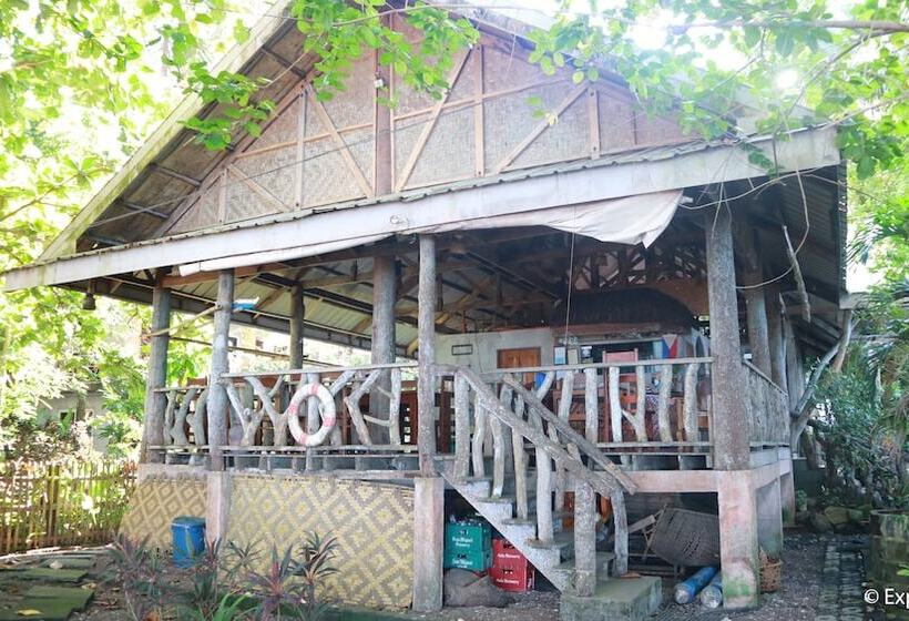 هتل Algen's Dive Resort