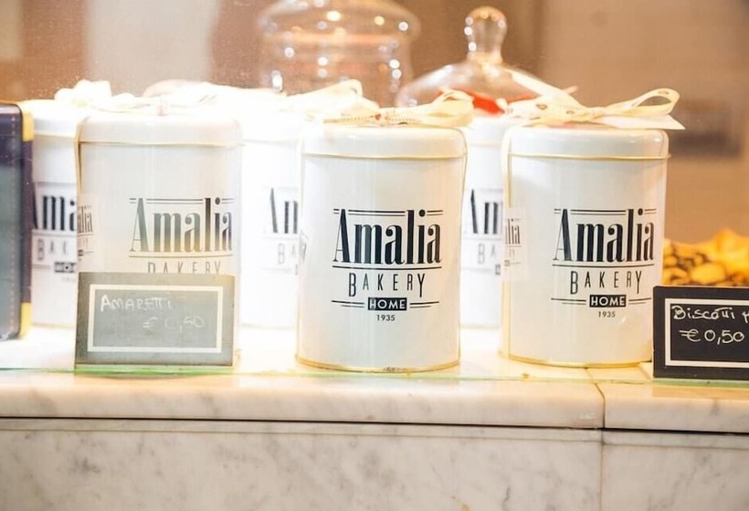 فندق Amalia Bakery Home