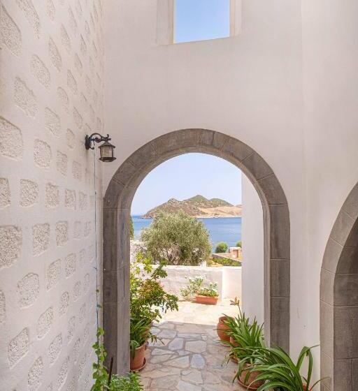 בית מלון כפרי Apolafsis Studios