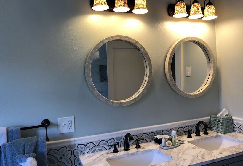 ホテル Avenue O Bed And Breakfast