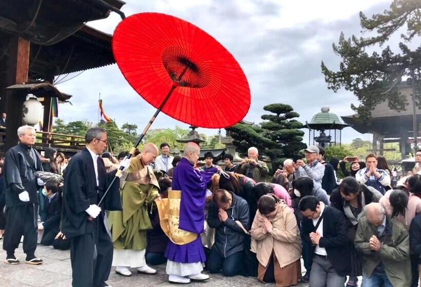 هتل Backpackers Dorms Miwa   Hostel