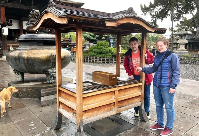 هتل Backpackers Dorms Miwa   Hostel