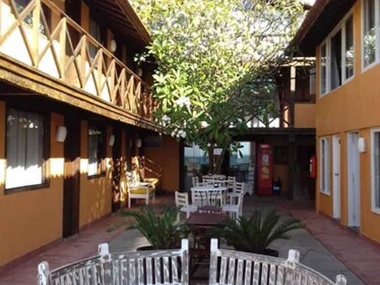 هتل Bamboo Buzios Hostel