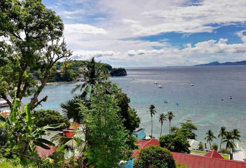 هتل Bellevue Resort Puerto Galera