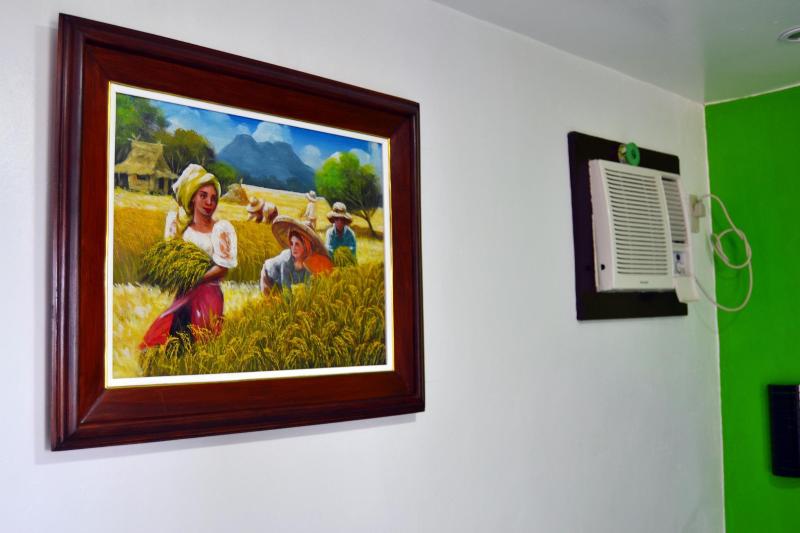 هتل Bellevue Resort Puerto Galera