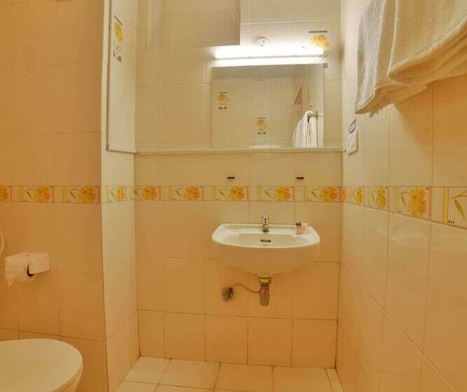 Отель Big Daddy S Inn