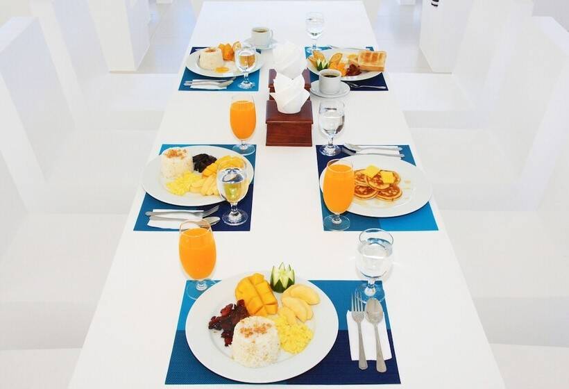 هتل Coron Bluewave