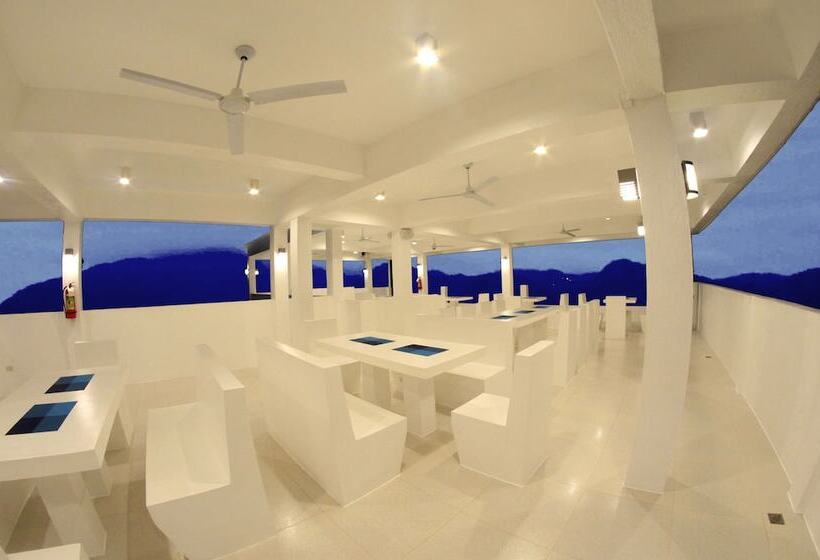 هتل Coron Bluewave