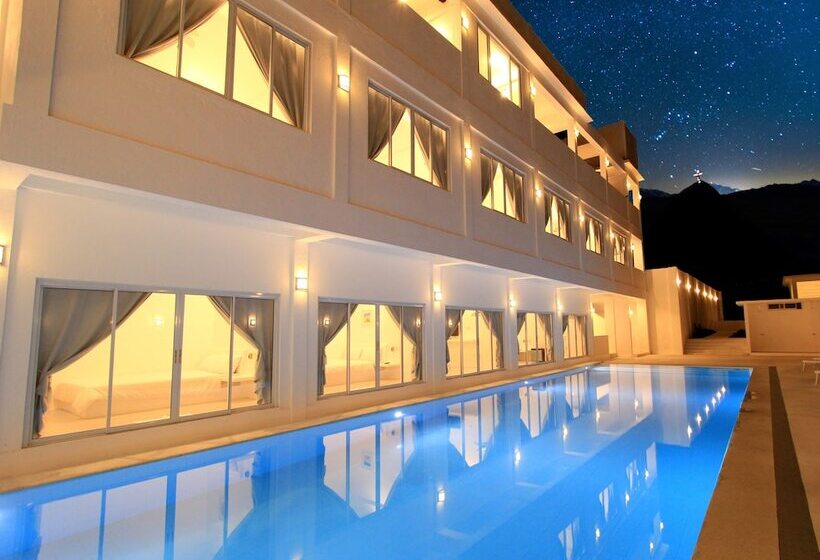 هتل Coron Bluewave