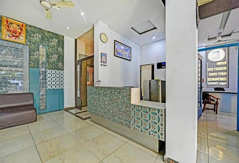 Townhouse Hotel Stay Fine