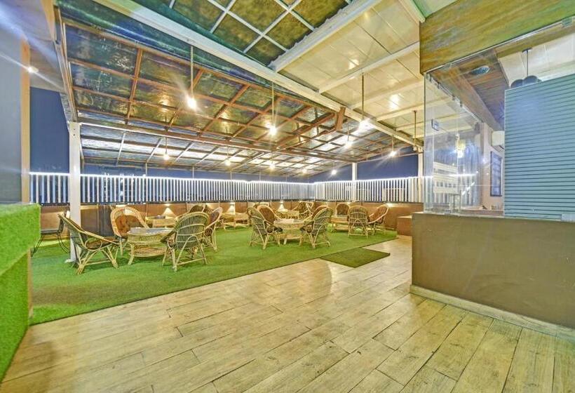 Townhouse Hotel Stay Fine