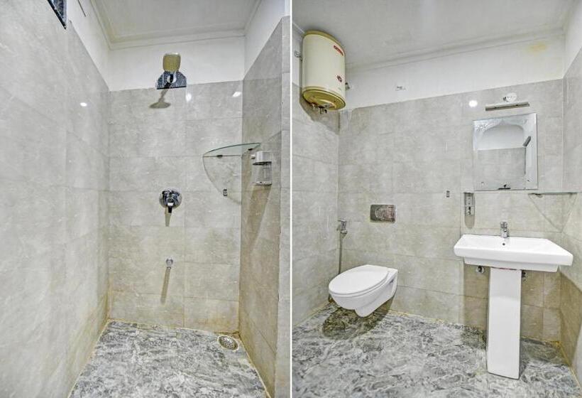 Townhouse Hotel Stay Fine