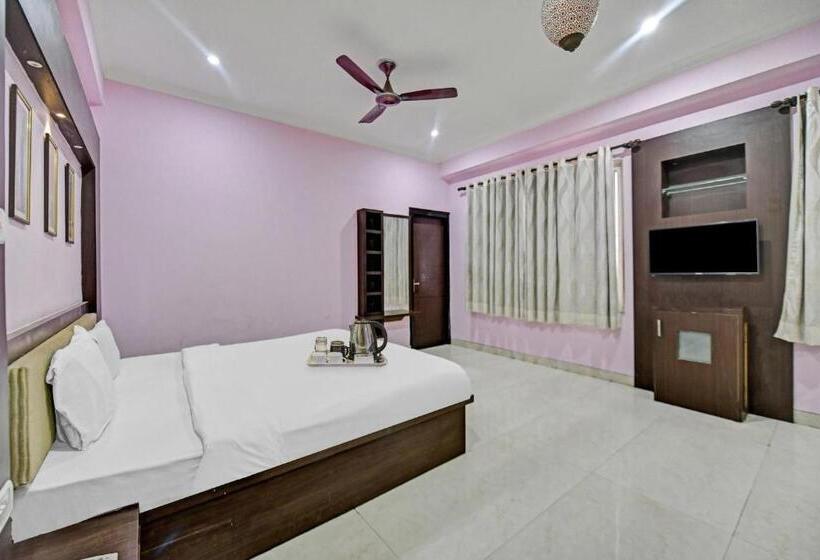 Townhouse Hotel Stay Fine