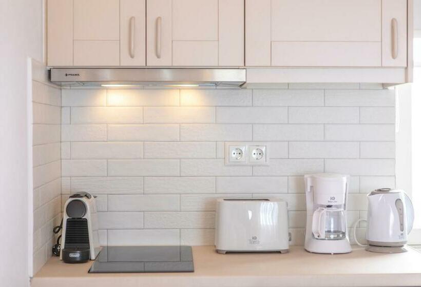 Отель Castle Mansions