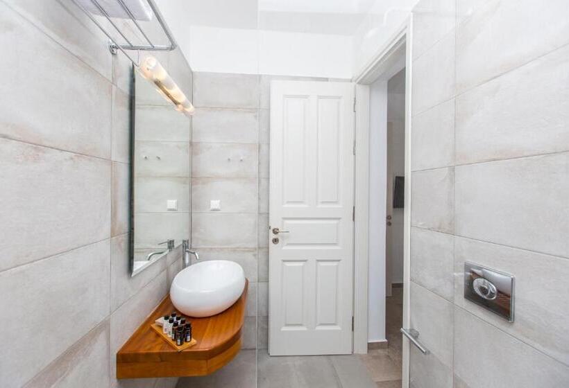 Отель Castle Mansions