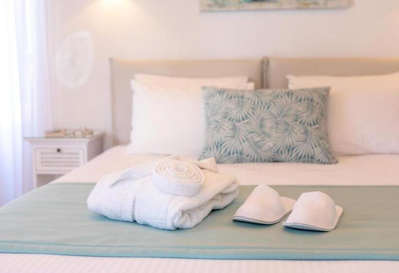 Отель Castle Mansions